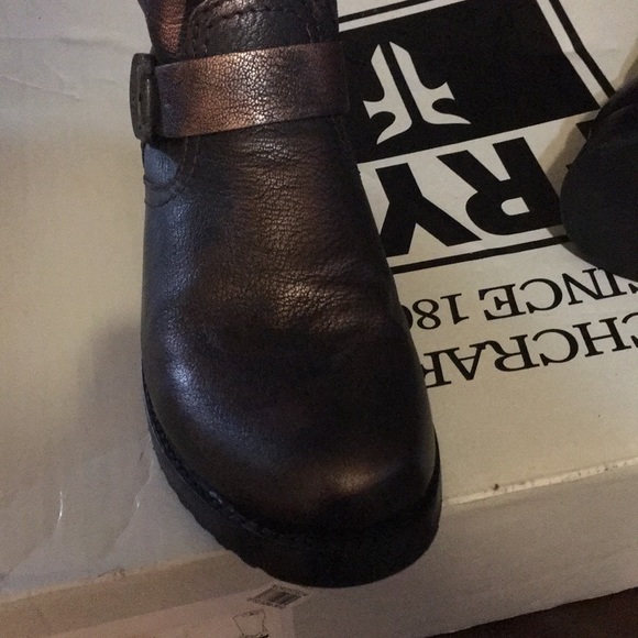 NWT &box Fryebeautiful bronze brand new!